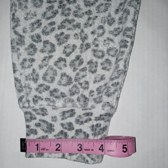 AMERICAN EAGLE OUTFITTERS ANIMAL PRINT JOGGERS STYLE LOUNGE PANTS - Picture 6 of 14